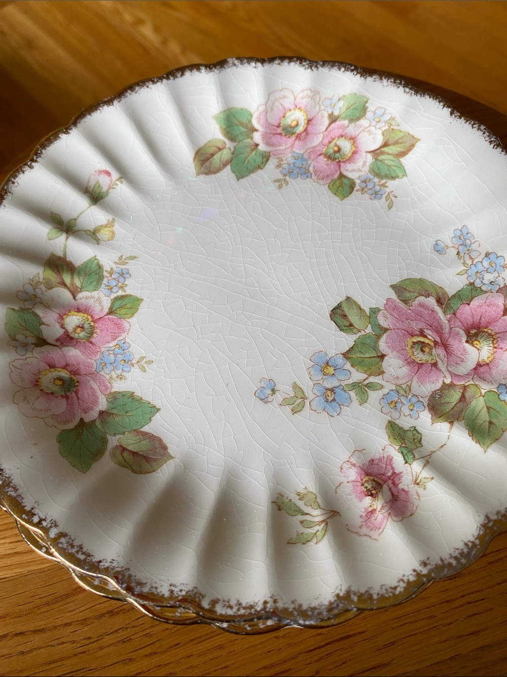 Vtg Limoge China Rose Scalloped 7 1/4” Dessert/Bread/Salad Plates set of 8 - Picture 5 of 13